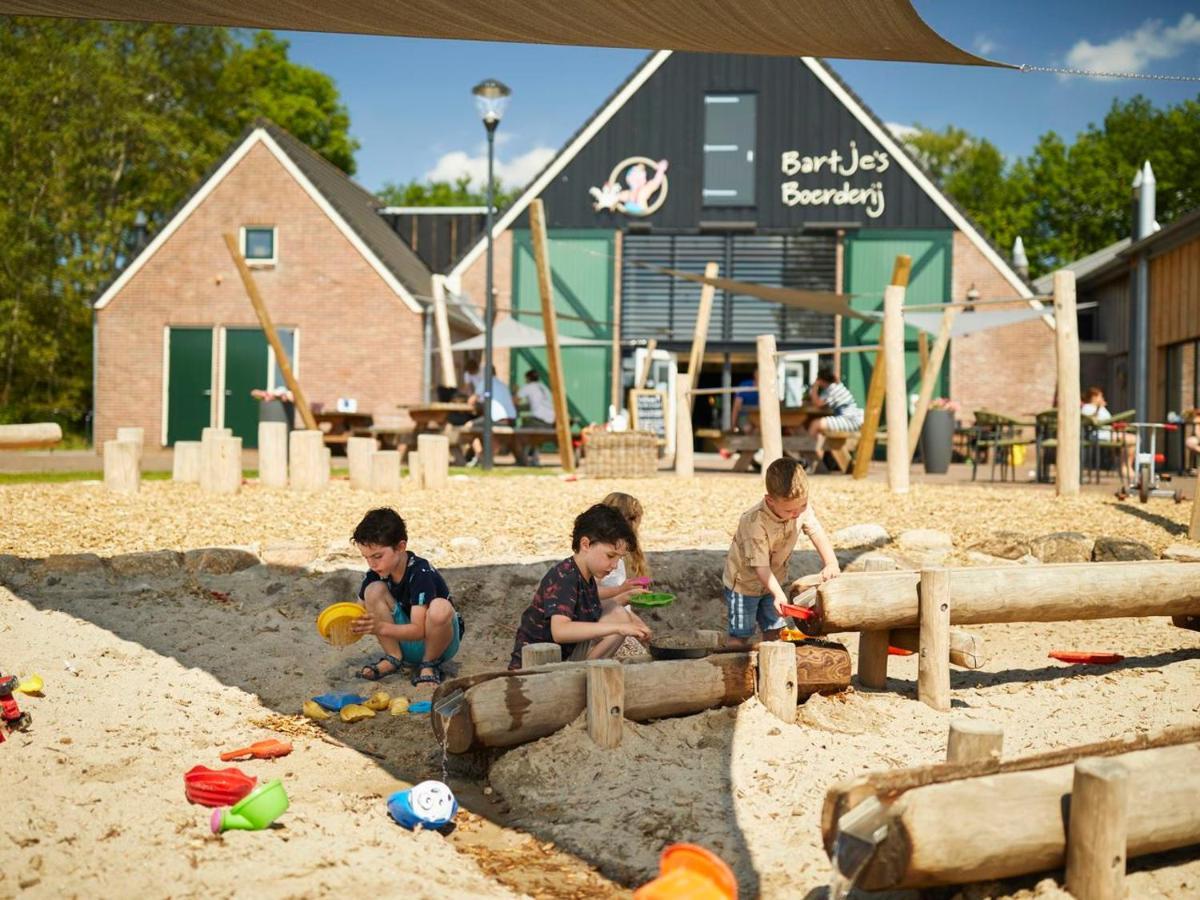 Hotel Landal Het Land Van Bartje Ees Esterno foto